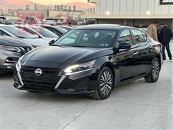 نيسان ألتيما